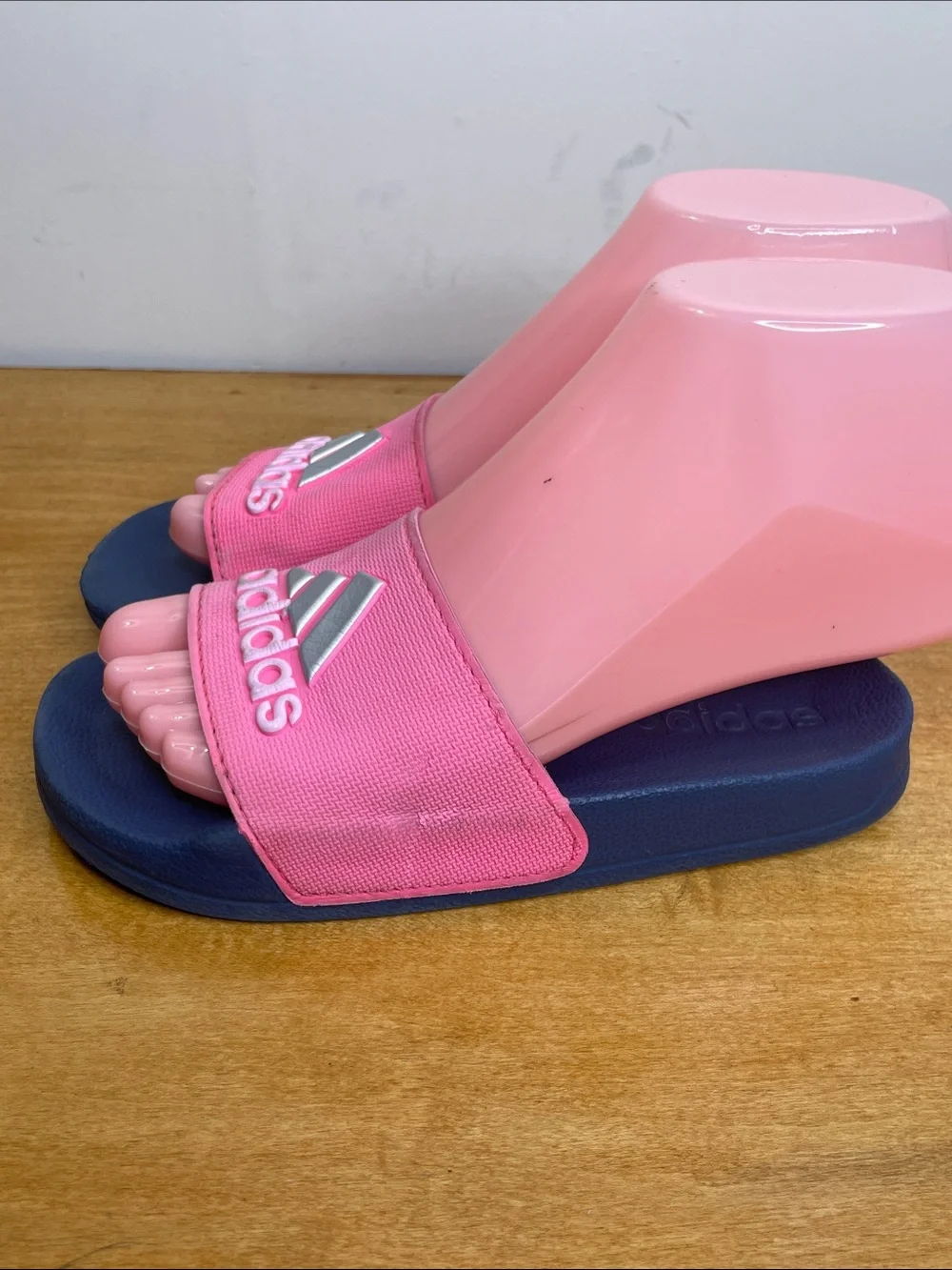adidas Kids Pink and Navy Slide Sandals with Logo. Size 13